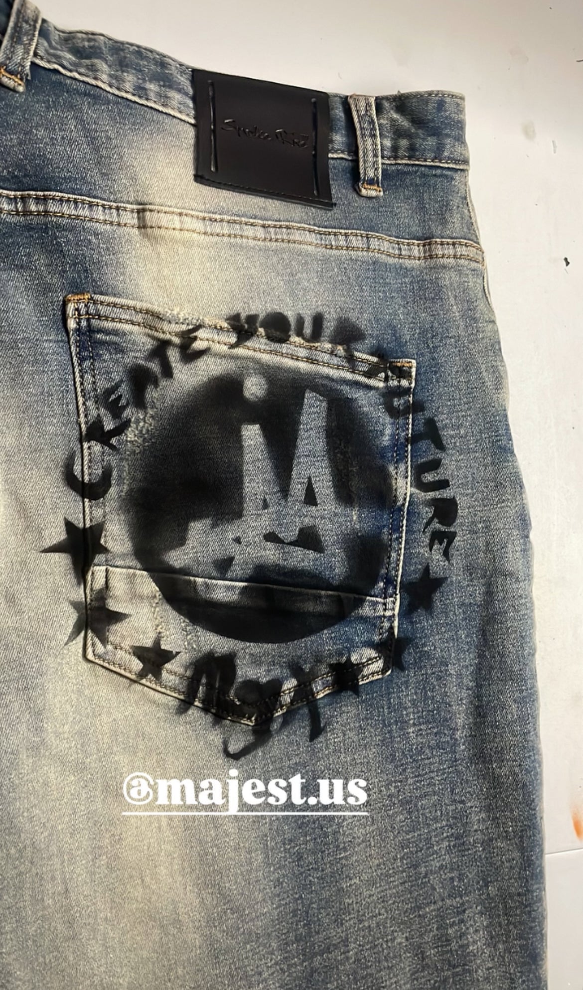 “DRAGON” custom Jeans size 34x34